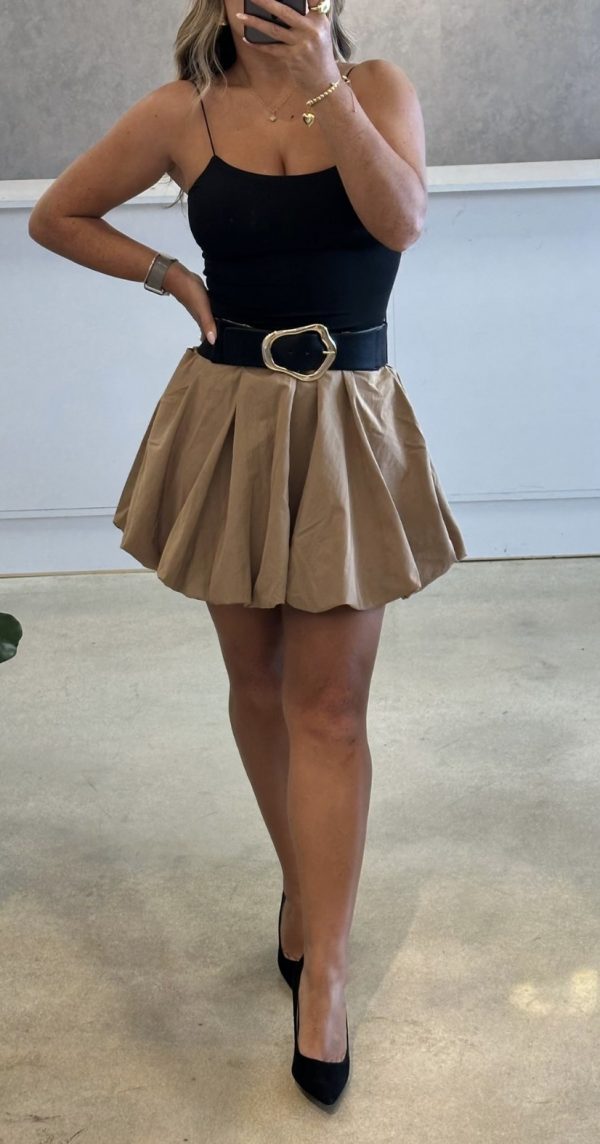 skirt hot -black,white,camel - Image 2