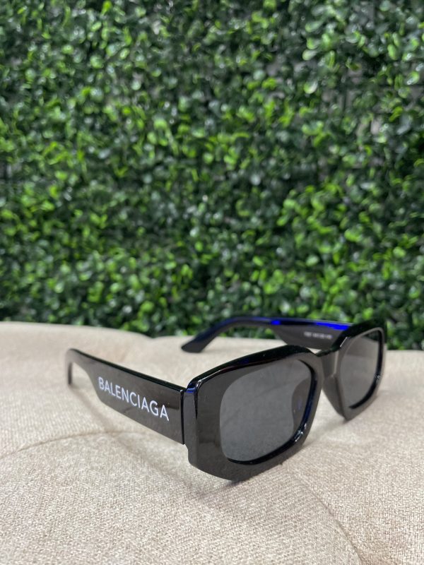 SUNGLASSES -BALENCIAGA
