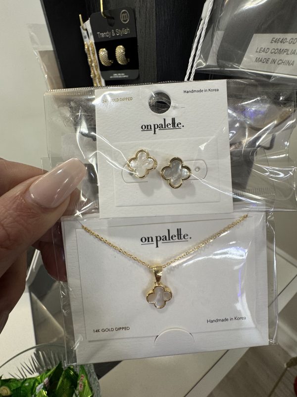 necklace set