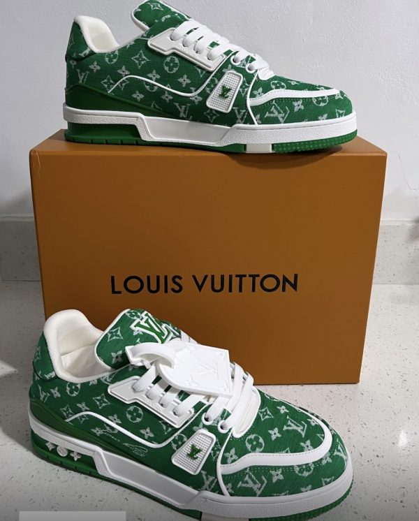 SHOES-LV